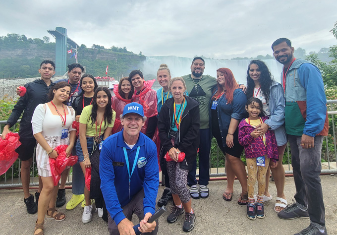hire a Niagara Falls tour guide