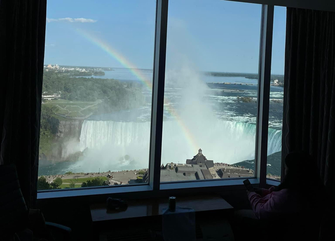 Oakes hotel floor with the best view of Niagara Falls